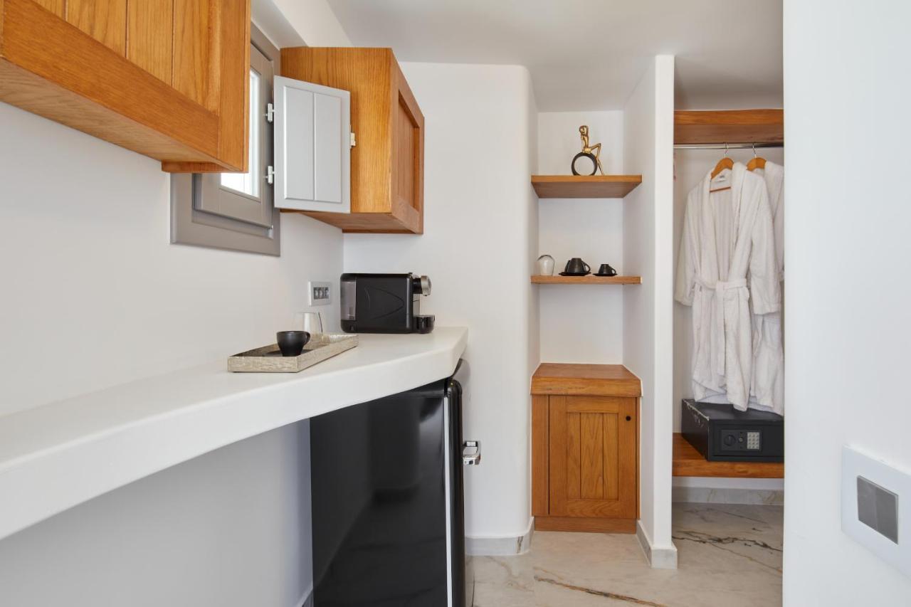 Allure Breeze B&B Oia