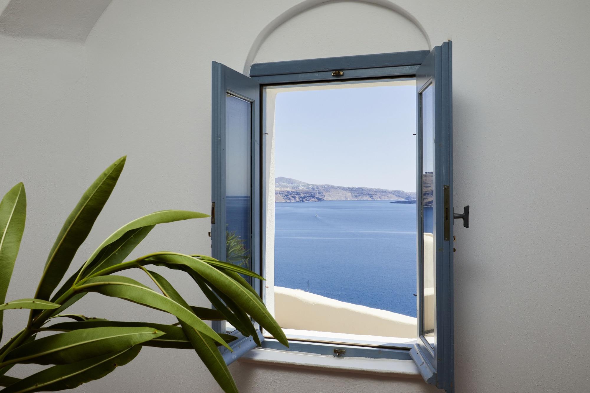Allure Breeze Oia