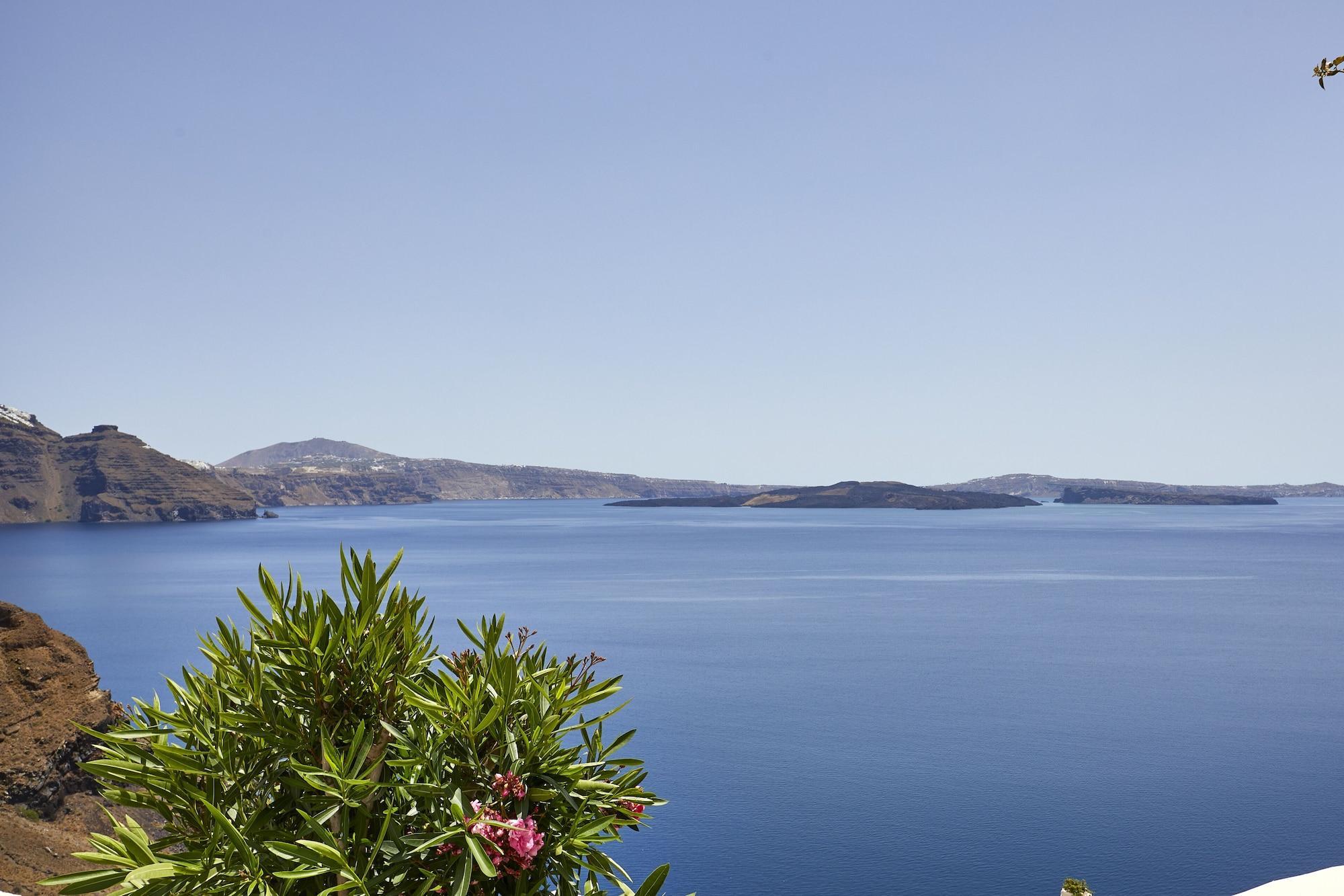 Allure Breeze B&B Oia